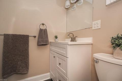 6705 Hillside Rd, Independence, OH 44131 photo 26
