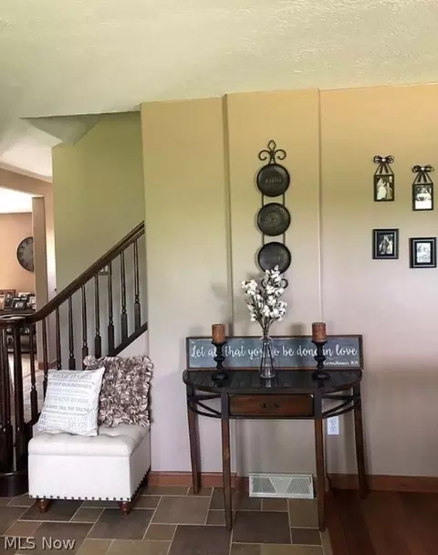 5 River Rd, Hinckley, OH 44233 photo 9