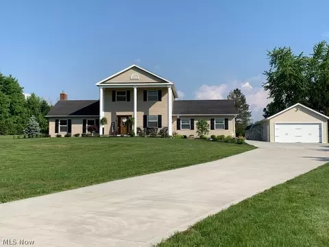 5 River Rd, Hinckley, OH 44233 photo 1