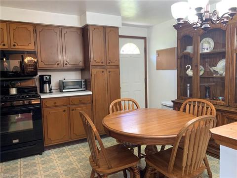 809 Sandalwood Dr, Elyria, OH 44035 photo 14