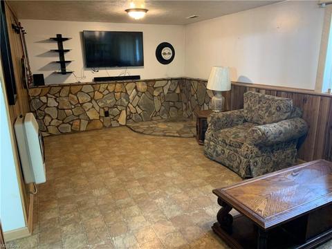 809 Sandalwood Dr, Elyria, OH 44035 photo 26