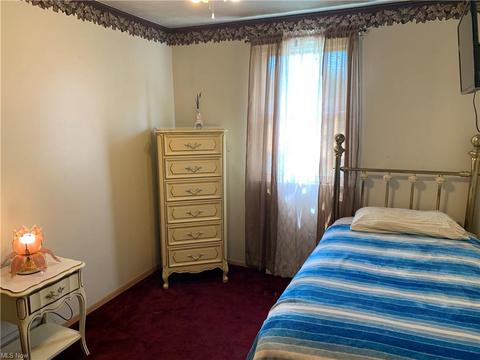 809 Sandalwood Dr, Elyria, OH 44035 photo 24