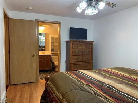 809 Sandalwood Dr, Elyria, OH 44035 photo 19