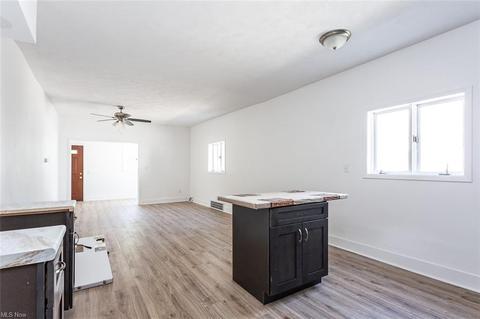 1716 Lorimer Rd, Parma, OH 44134 photo 9