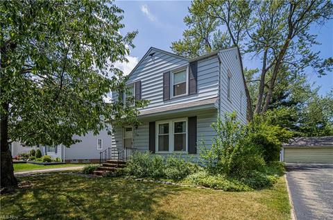 334 E 218th St, Euclid, OH 44123 photo 1