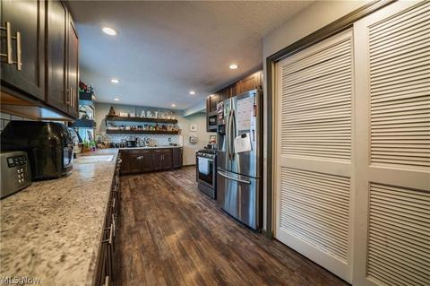 6065 Thunderbird Dr, Mentor On The Lake, OH 44060 photo 14