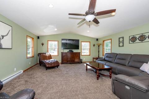522 Calla Rd E, Poland, OH 44514 photo 4