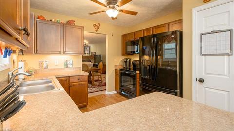 236 Westminster Way, Elyria, OH 44035 photo 7