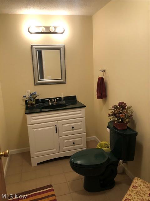 6735 Thicket St NW, Canton, OH 44708 photo 31