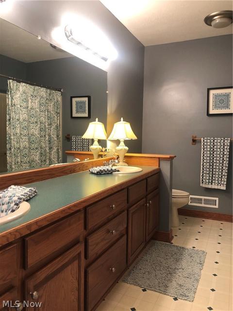 6735 Thicket St NW, Canton, OH 44708 photo 24