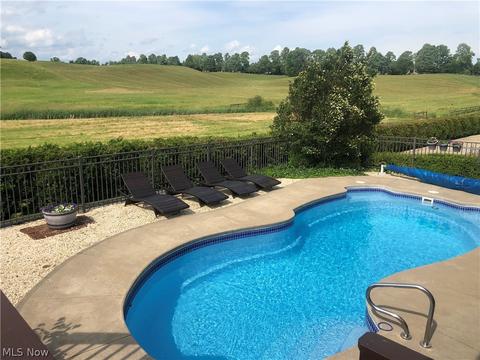 6735 Thicket St NW, Canton, OH 44708 photo 7