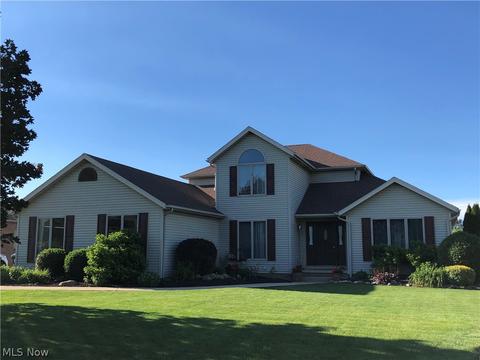 6735 Thicket St NW, Canton, OH 44708 photo 1