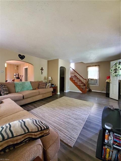 2508 E 33rd St, Lorain, OH 44055 photo 6