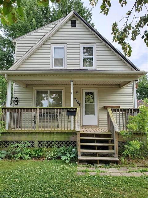 2508 E 33rd St, Lorain, OH 44055 photo 1