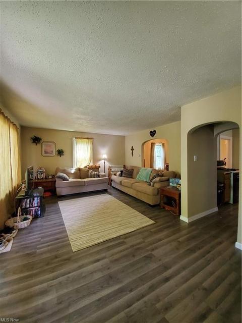 2508 E 33rd St, Lorain, OH 44055 photo 5