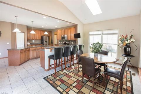 1682 E Ash Dr, Avon, OH 44011 photo 16