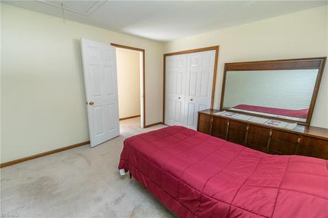 374 E Ridgewood Dr, Seven Hills, OH 44131 photo 19