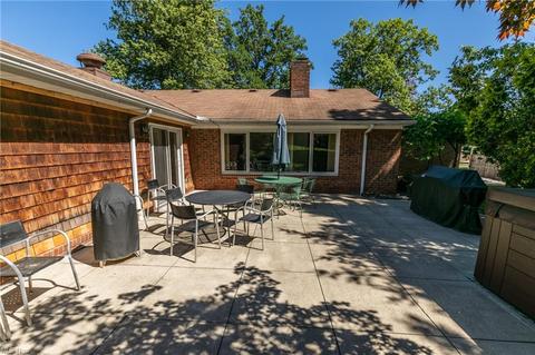 374 E Ridgewood Dr, Seven Hills, OH 44131 photo 31