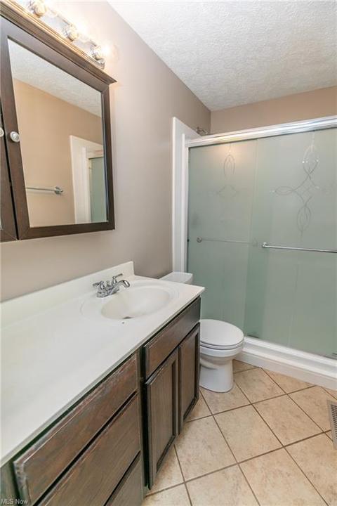 607 Perham Dr, Berea, OH 44017 photo 18