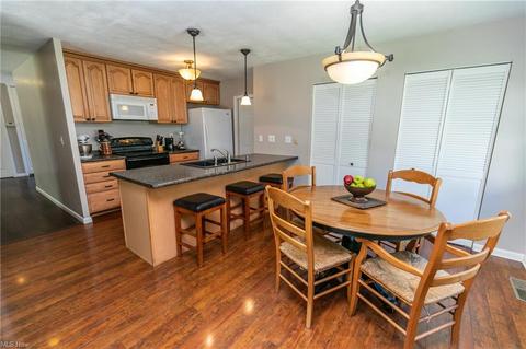 607 Perham Dr, Berea, OH 44017 photo 7