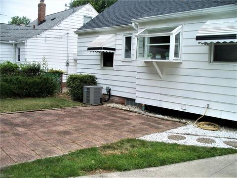 24500 Devoe Ave, Euclid, OH 44123 photo 9