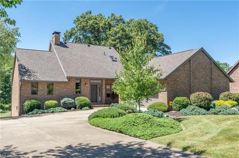 5481 Severn Cir NW, Canton, OH 44708 photo 1