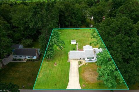 6241 Forest Dr, Ashtabula, OH 44004 photo 3