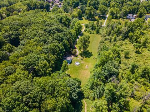 3826 Shields Rd, Canfield, OH 44406 photo 2