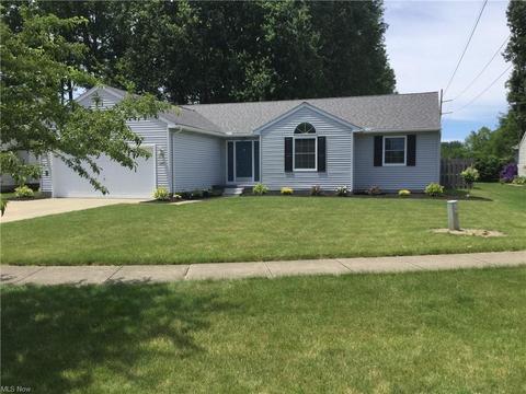 301 Xavier St, Elyria, OH 44035 photo 1