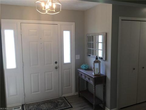 301 Xavier St, Elyria, OH 44035 photo 6