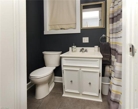 222 E Iron Ave, Dover, OH 44622 photo 20