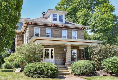 222 E Iron Ave, Dover, OH 44622 photo 1