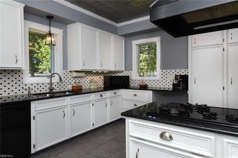 222 E Iron Ave, Dover, OH 44622 photo 15