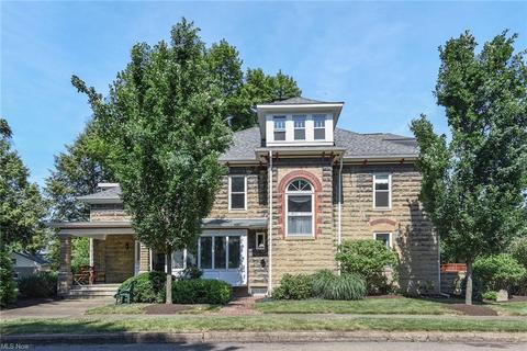 222 E Iron Ave, Dover, OH 44622 photo 3