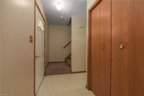 1617 E 36th St, Lorain, OH 44055 photo 3