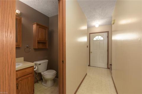 1617 E 36th St, Lorain, OH 44055 photo 18