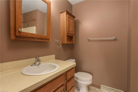 1617 E 36th St, Lorain, OH 44055 photo 22