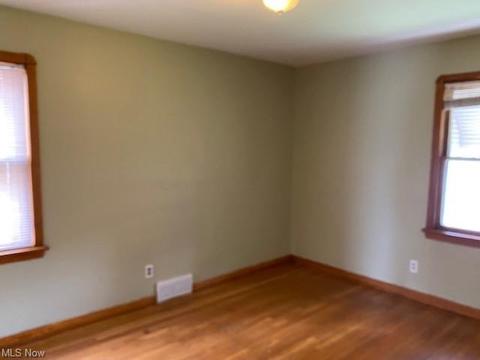 8111 Essen Ave, Parma, OH 44129 photo 8