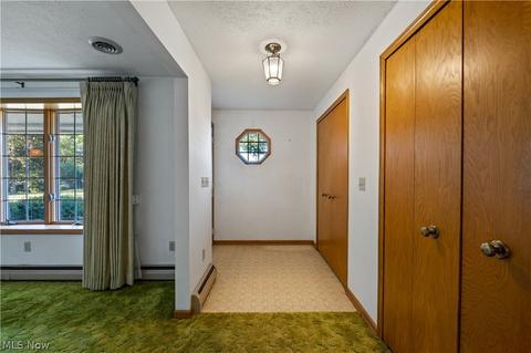 5980 Thistlehill Cir NW, Canton, OH 44708 photo 3
