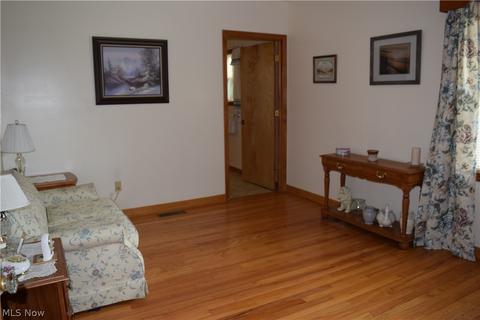35 Taylor Rd, Barberton, OH 44203 photo 23