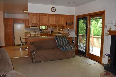 35 Taylor Rd, Barberton, OH 44203 photo 14