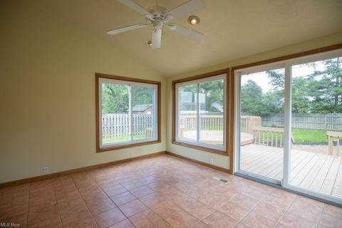 154 Berkley Rd, Elyria, OH 44035 photo 8