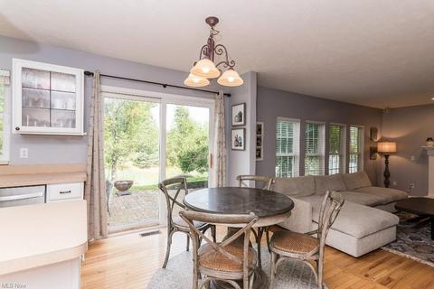 430 Normandy Ct, Aurora, OH 44202 photo 12