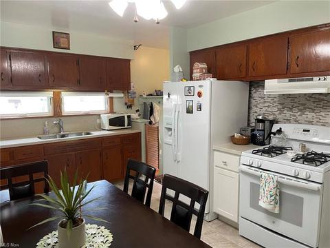 960 Wilder Ave, Elyria, OH 44035 photo 8
