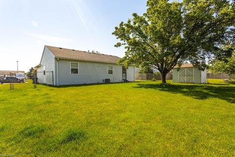 137 Wynn Ave, Elyria, OH 44035 photo 6