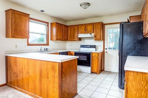 137 Wynn Ave, Elyria, OH 44035 photo 13