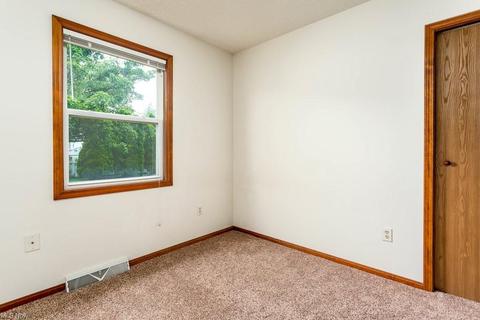 137 Wynn Ave, Elyria, OH 44035 photo 18