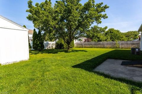 137 Wynn Ave, Elyria, OH 44035 photo 8