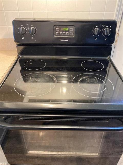 142 Roosevelt Ave, Elyria, OH 44035 photo 12
