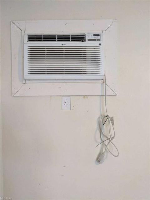 142 Roosevelt Ave, Elyria, OH 44035 photo 7